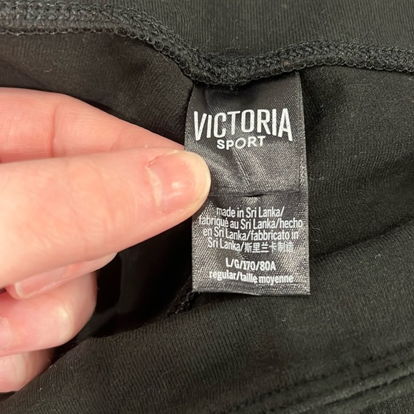 Victoria Secret Sport Bootcut Yoga Pants with fake Zippered Pockets Large Black - Picture 4 of 5